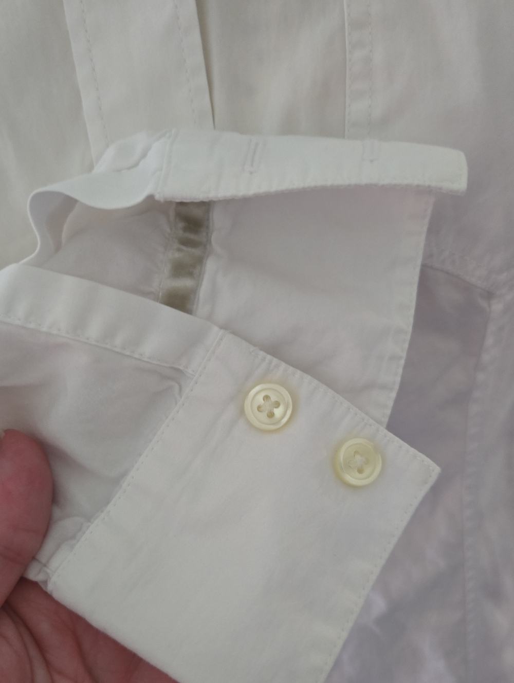Banana Republic White Collared Shirt - Picture 4 of 8